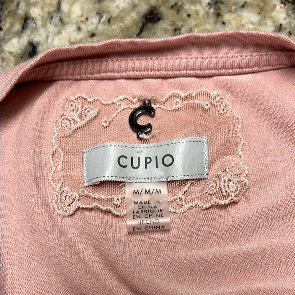 CUPIO Pink and White Women's Top - Picture 6 of 6